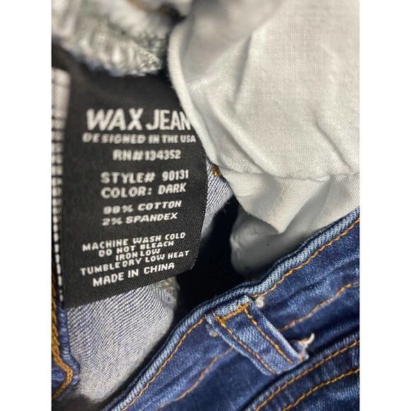 Wax Jean Los Angeles Destroyed Denim Skirt - Size Medium - Picture 3 of 7